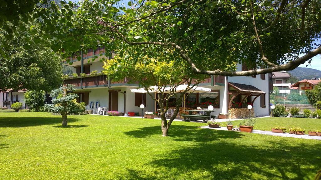 La Felce Bed & Breakfast Carisolo Eksteriør bilde
